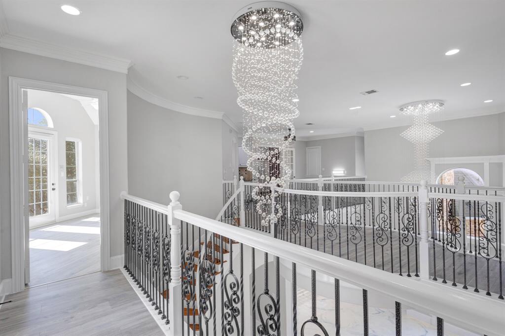 1004 Drake Drive Euless, TX 76039 - Photo 34 of 39