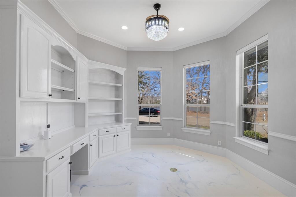 1004 Drake Drive Euless, TX 76039 - Photo 36 of 39