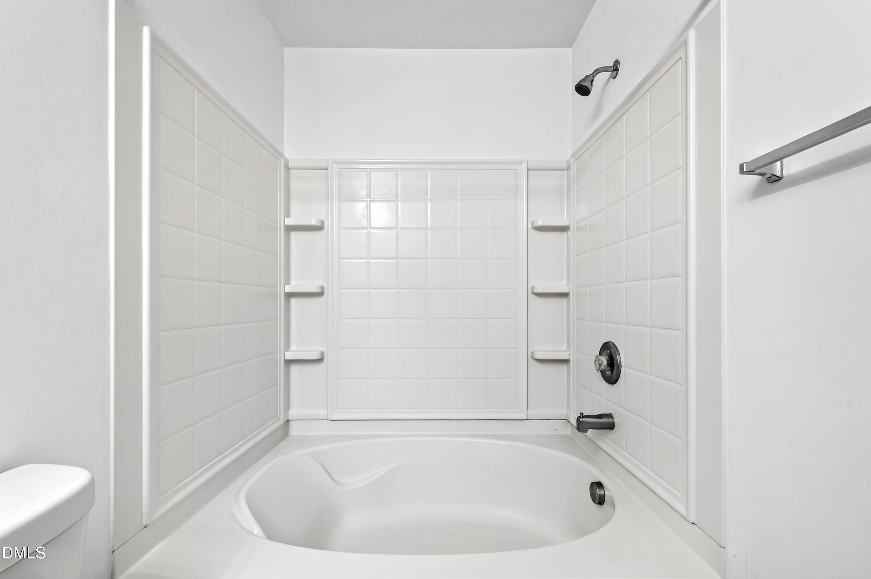 2931 Berkeley Springs Place Raleigh, NC 27616 - Photo 23 of 39 Primary Bath