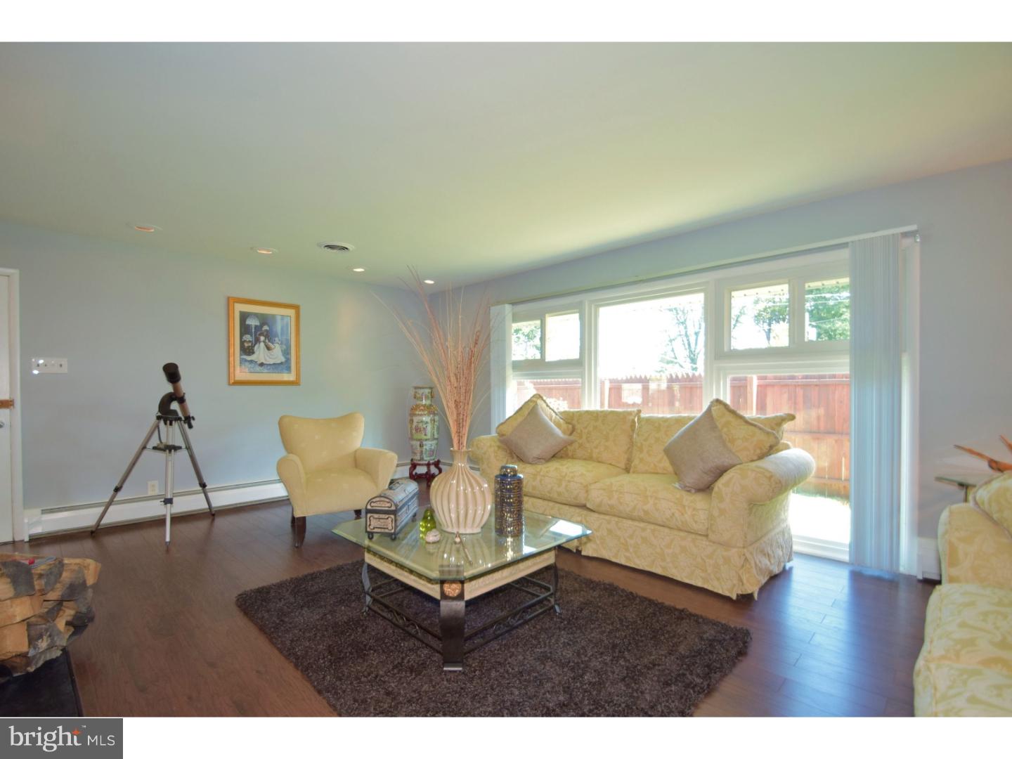 7756 Mellon Road Wyncote, PA 19095 - Photo 11 of 25 Living Room