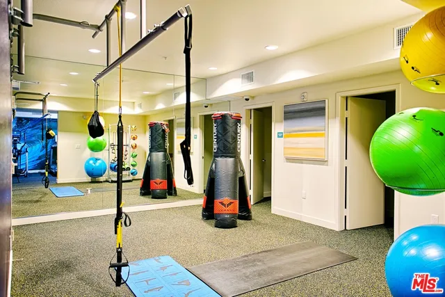 $815,000 | 436 South Virgil Avenue, Unit 206, Los Angeles, CA 90020