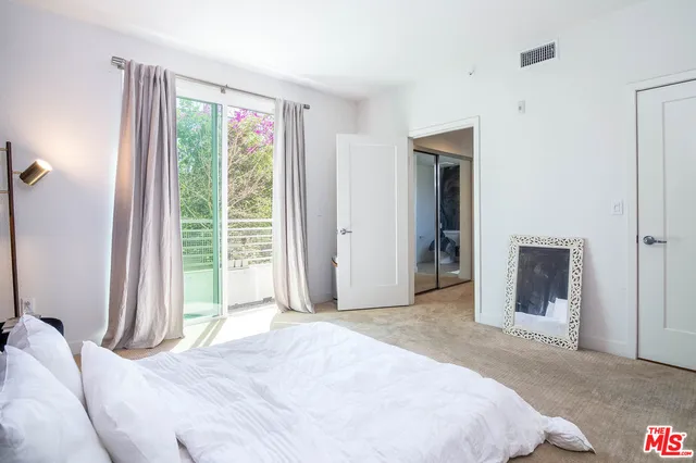 $815,000 | 436 South Virgil Avenue, Unit 206, Los Angeles, CA 90020