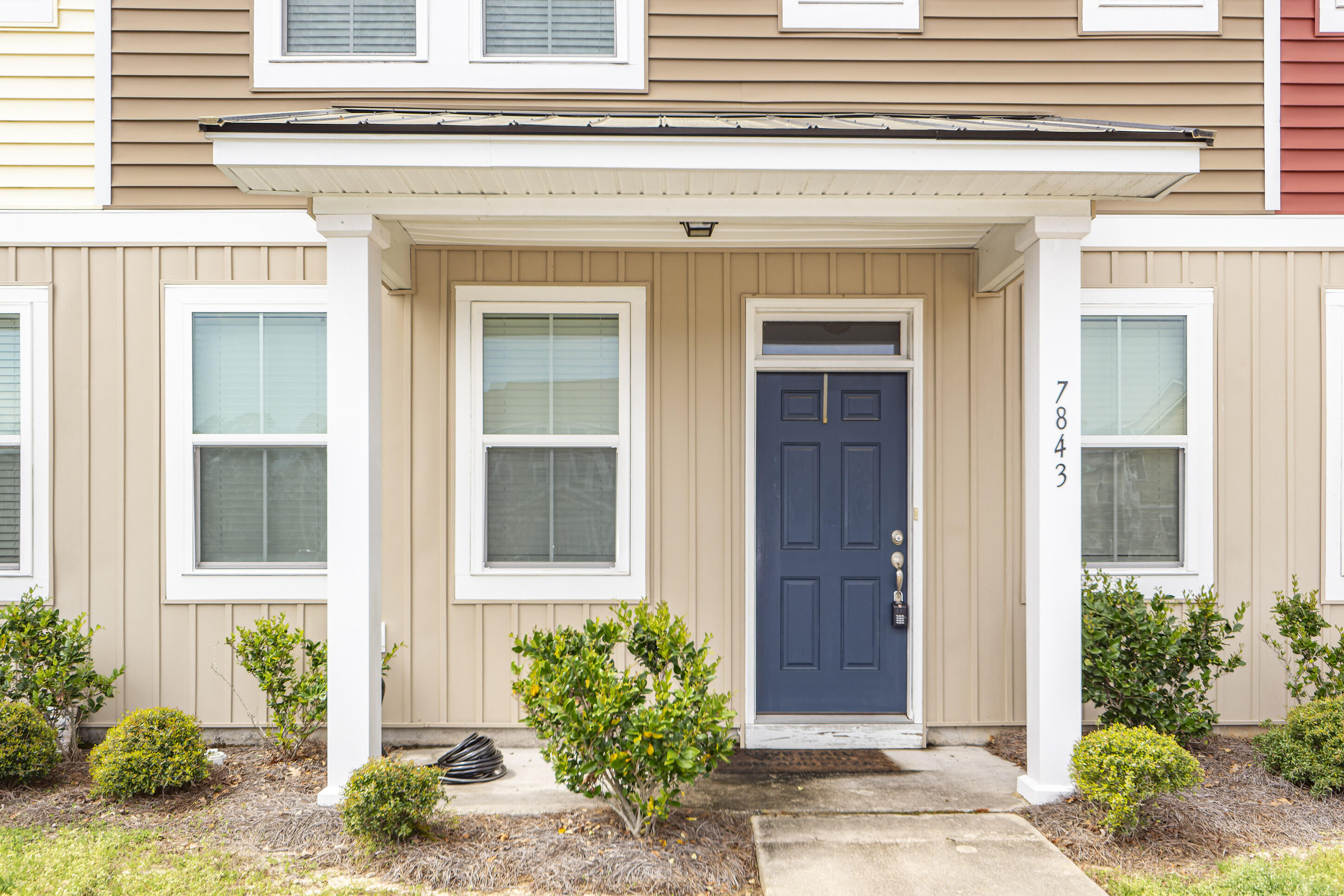 7843 Montview Road North Charleston, SC 29418 - Photo 2 of 33 02