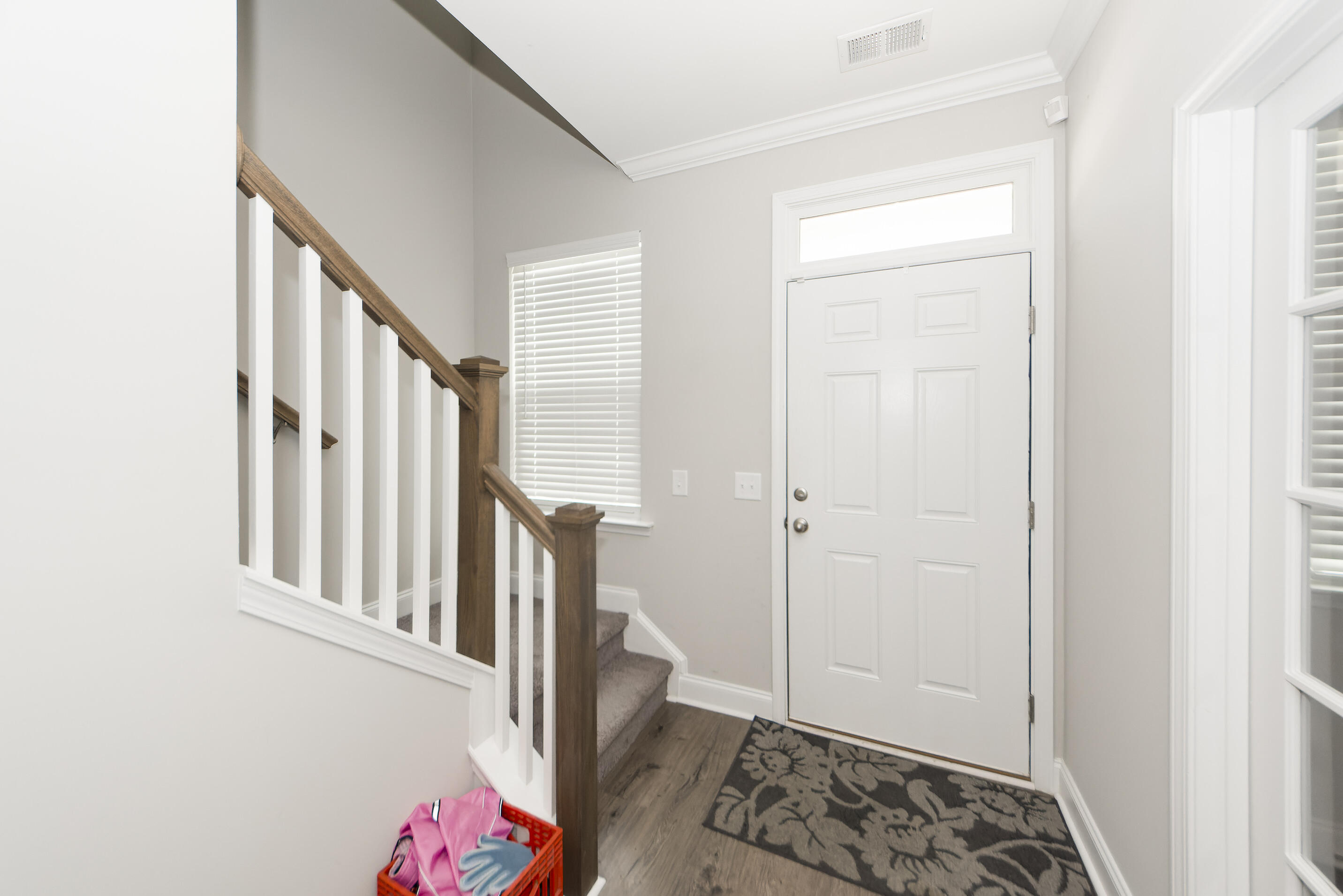 7843 Montview Road North Charleston, SC 29418 - Photo 3 of 33 03