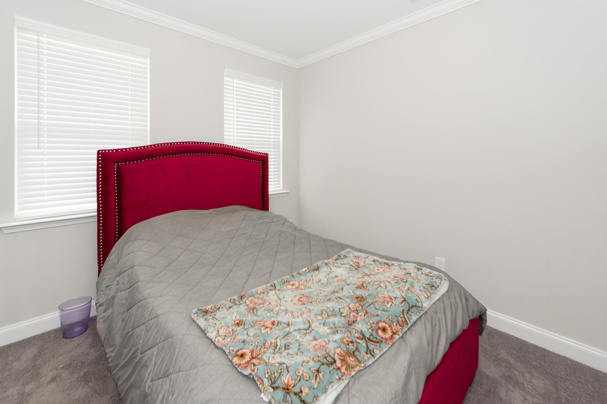 7843 Montview Road North Charleston, SC 29418 - Photo 5 of 33 05