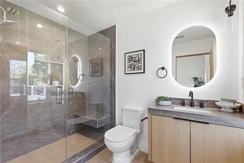 $2,399,999 | 5016 Rubio Avenue, Encino, CA 91436