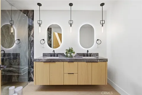 $2,399,999 | 5016 Rubio Avenue, Encino, CA 91436