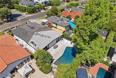 $2,399,999 | 5016 Rubio Avenue, Encino, CA 91436