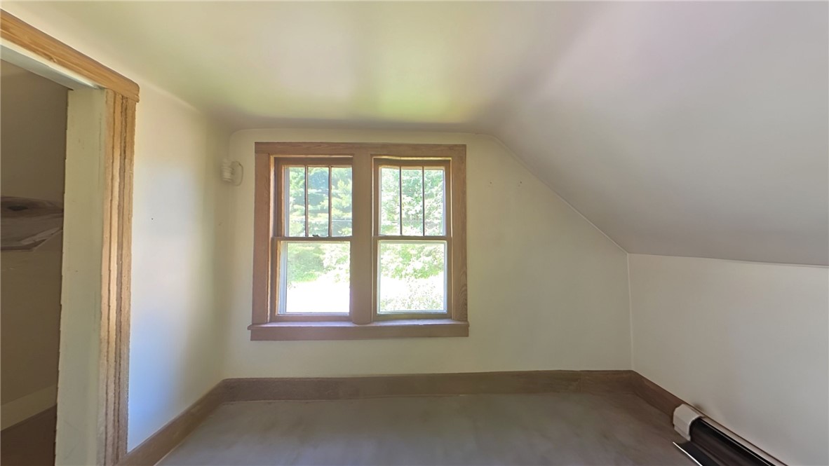 122 Yates Road Mayfield, NY 12117 - Photo 3 of 19 Gallery Image 3