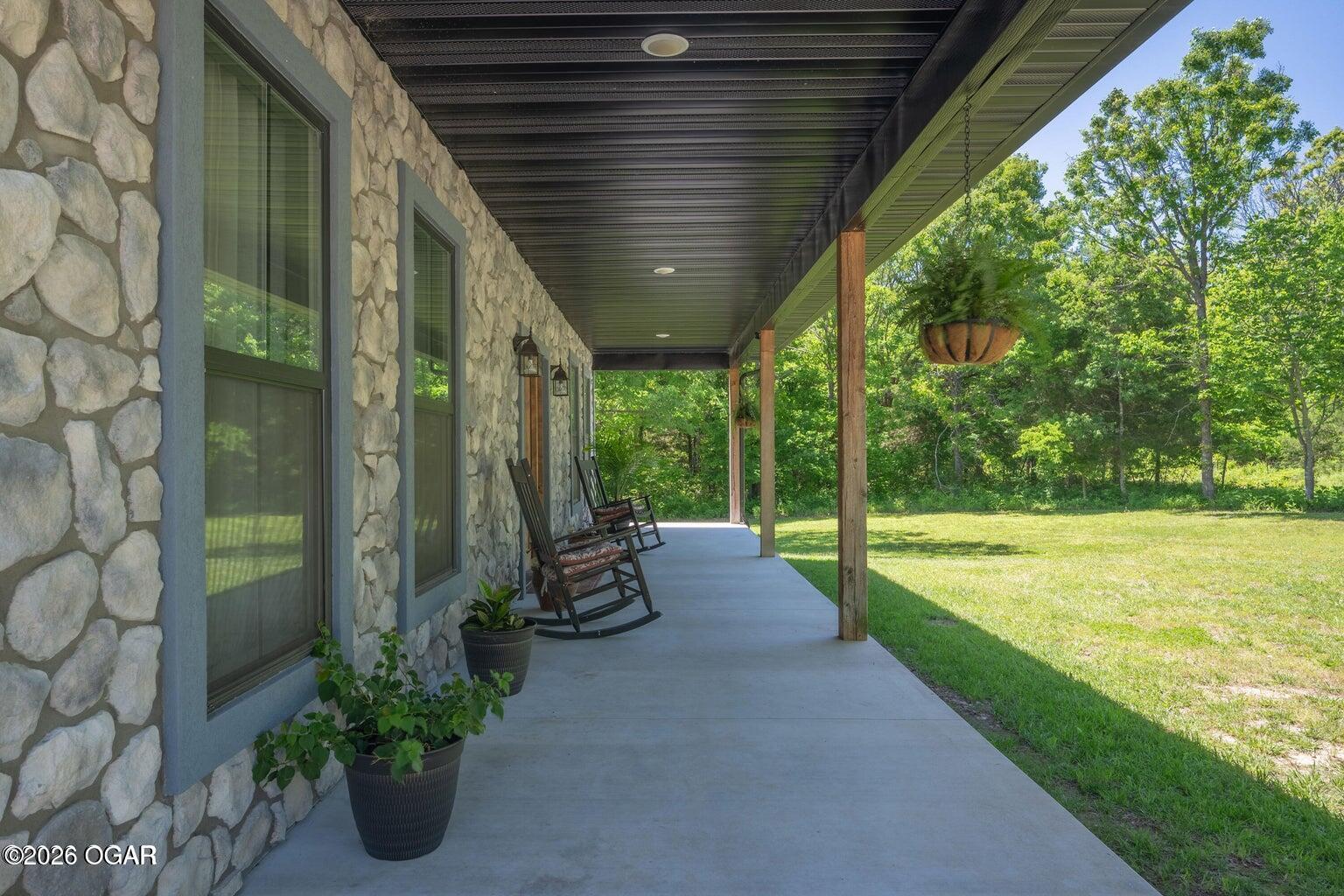 11279 Holly Road Neosho, MO 64850 - Photo 18 of 76 20260609163956349758000000-o