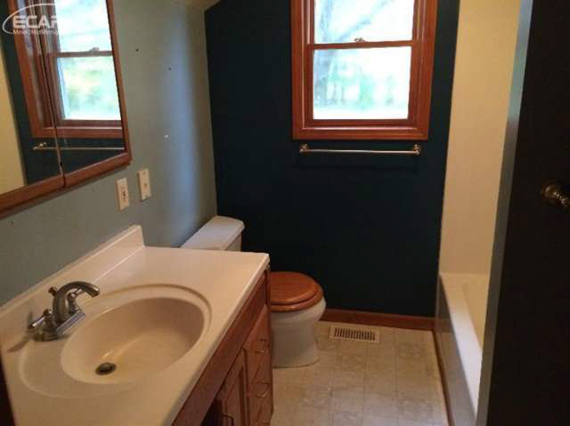 8794 Birch Run Road Millington, MI 48746 - Photo 13 of 39 20453129-12.JPG
