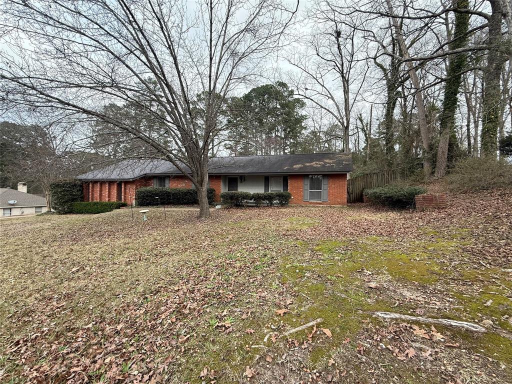 2104 Greenbriar Drive Ruston, LA 71270 - Photo 2 of 35