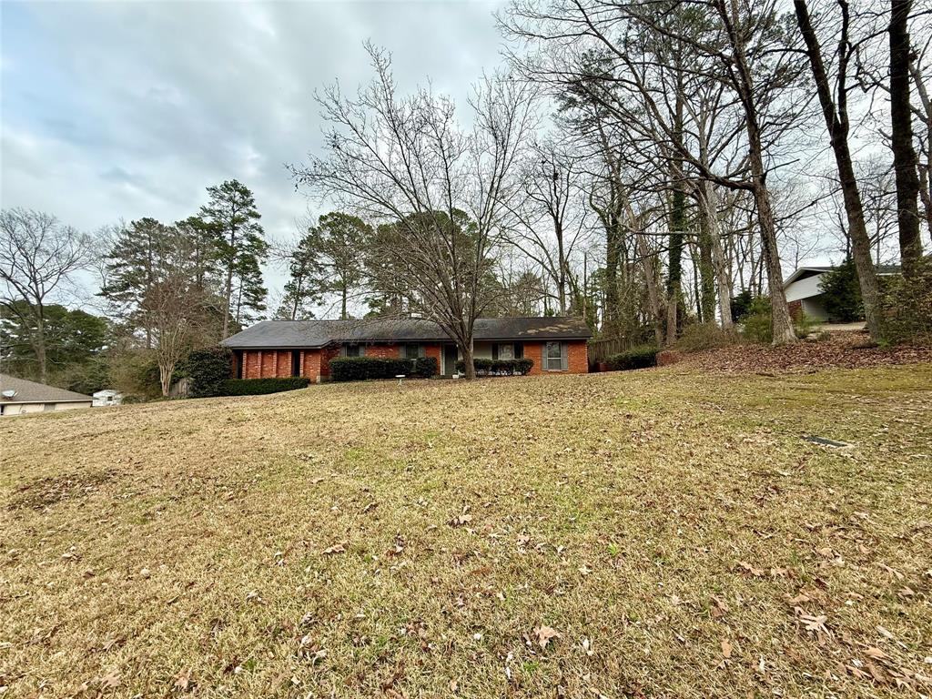 2104 Greenbriar Drive Ruston, LA 71270 - Photo 4 of 35