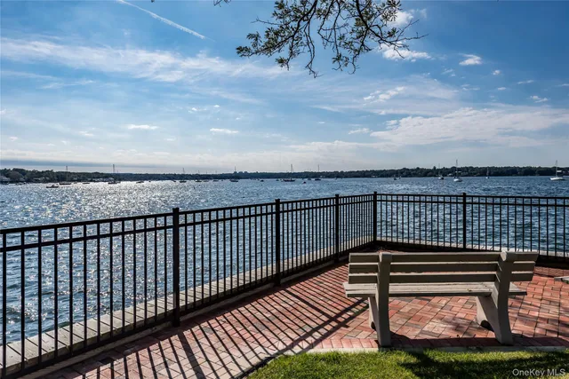 $339,000 | 1 Toms Point Lane, Unit C BUILDING 1, Port Washington, NY 11050