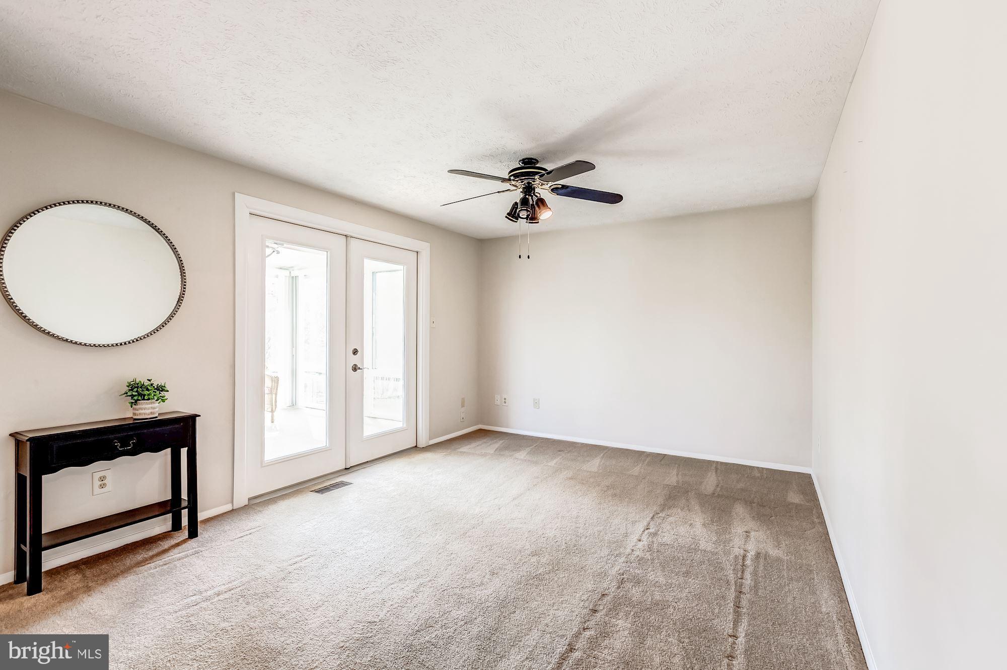 4361 Cub Run Road Chantilly, VA 20151 - Photo 12 of 41 family room w/ access to patio enclosure/deck