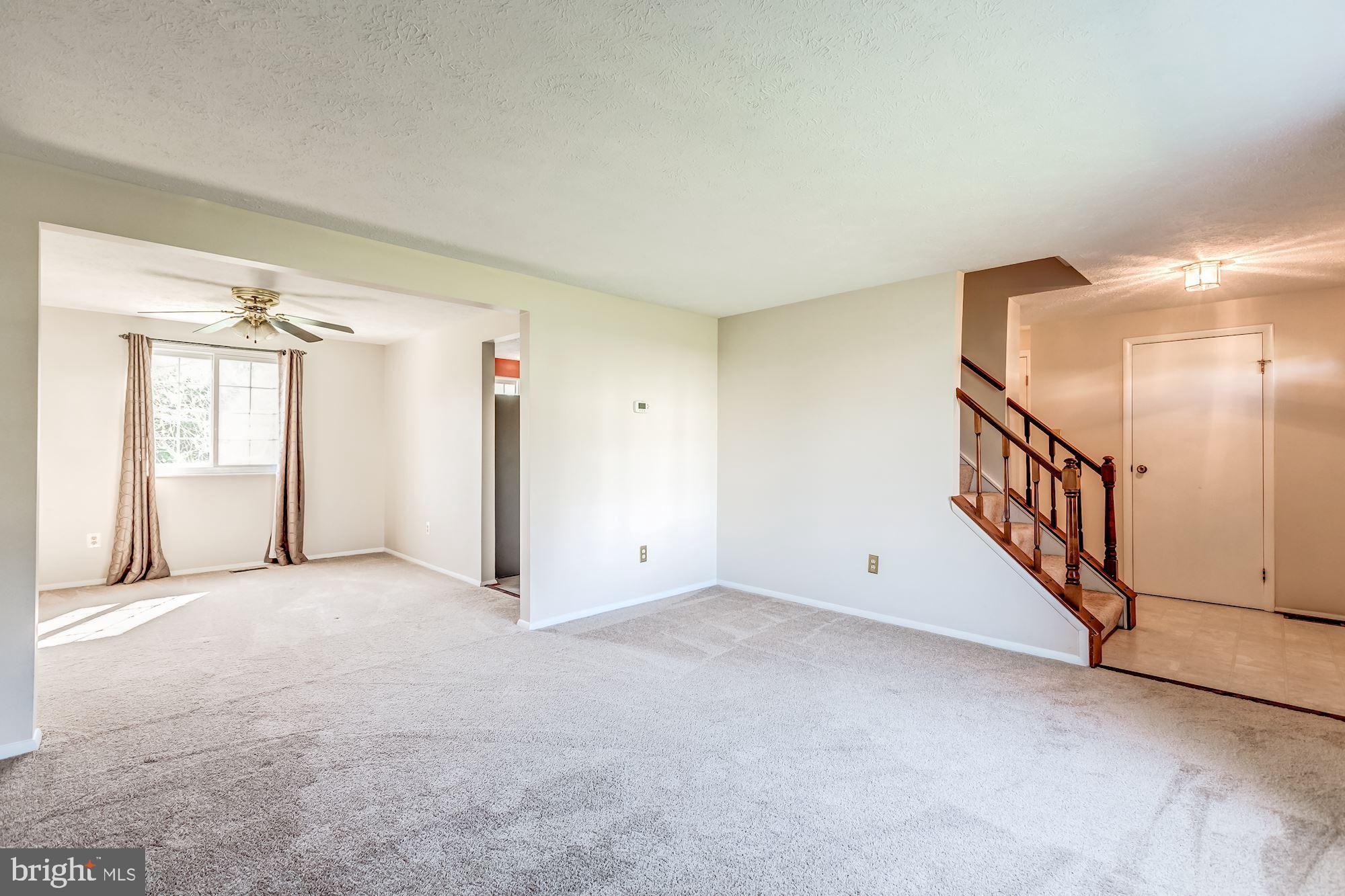 4361 Cub Run Road Chantilly, VA 20151 - Photo 8 of 41 main level living room- dining room