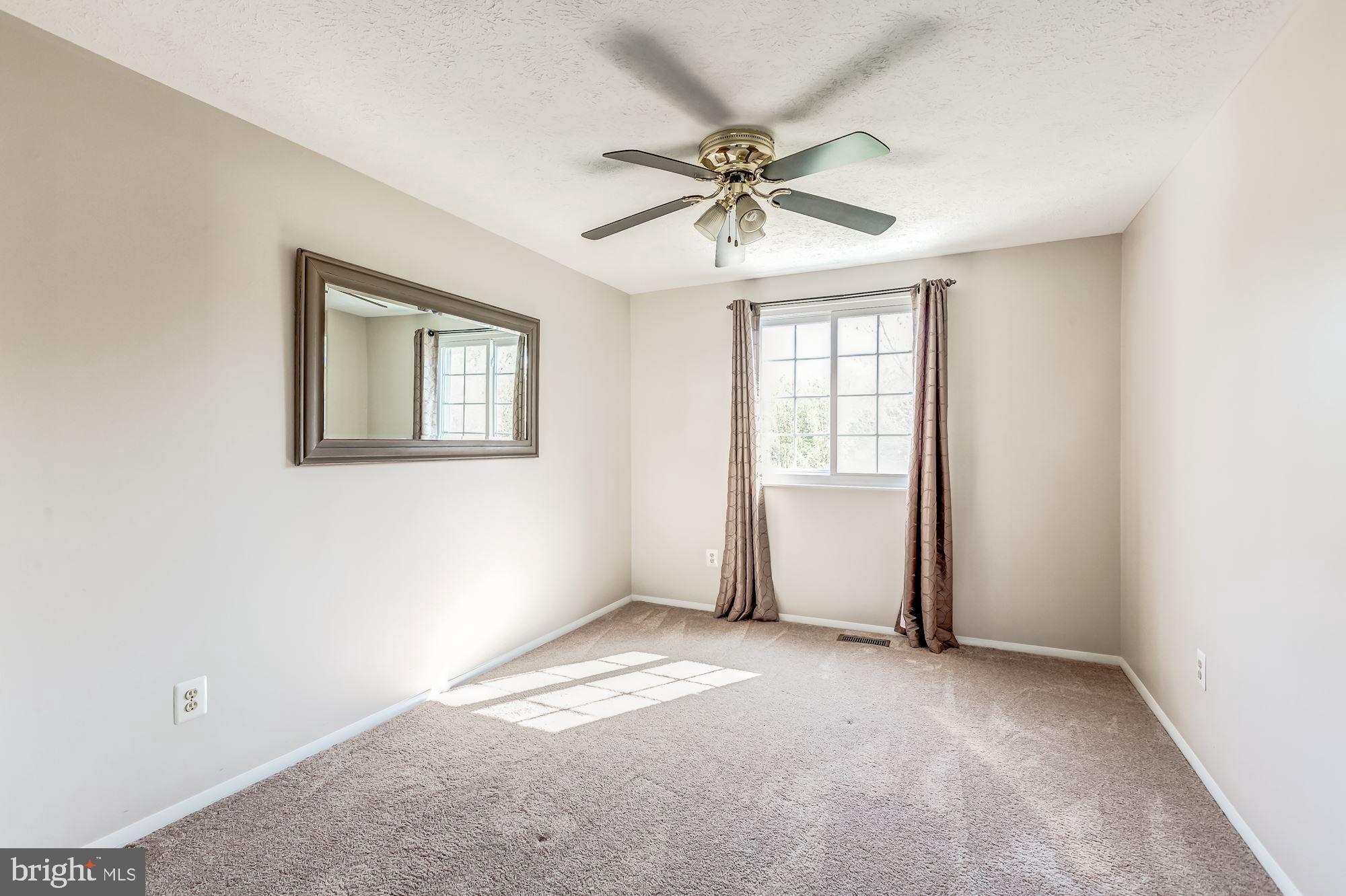 4361 Cub Run Road Chantilly, VA 20151 - Photo 9 of 41 dining room overlooks beautiful backyard