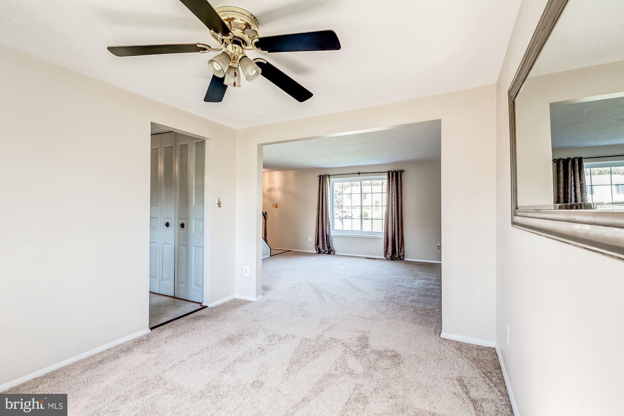 4361 Cub Run Road Chantilly, VA 20151 - Photo 10 of 41 dining view to living room