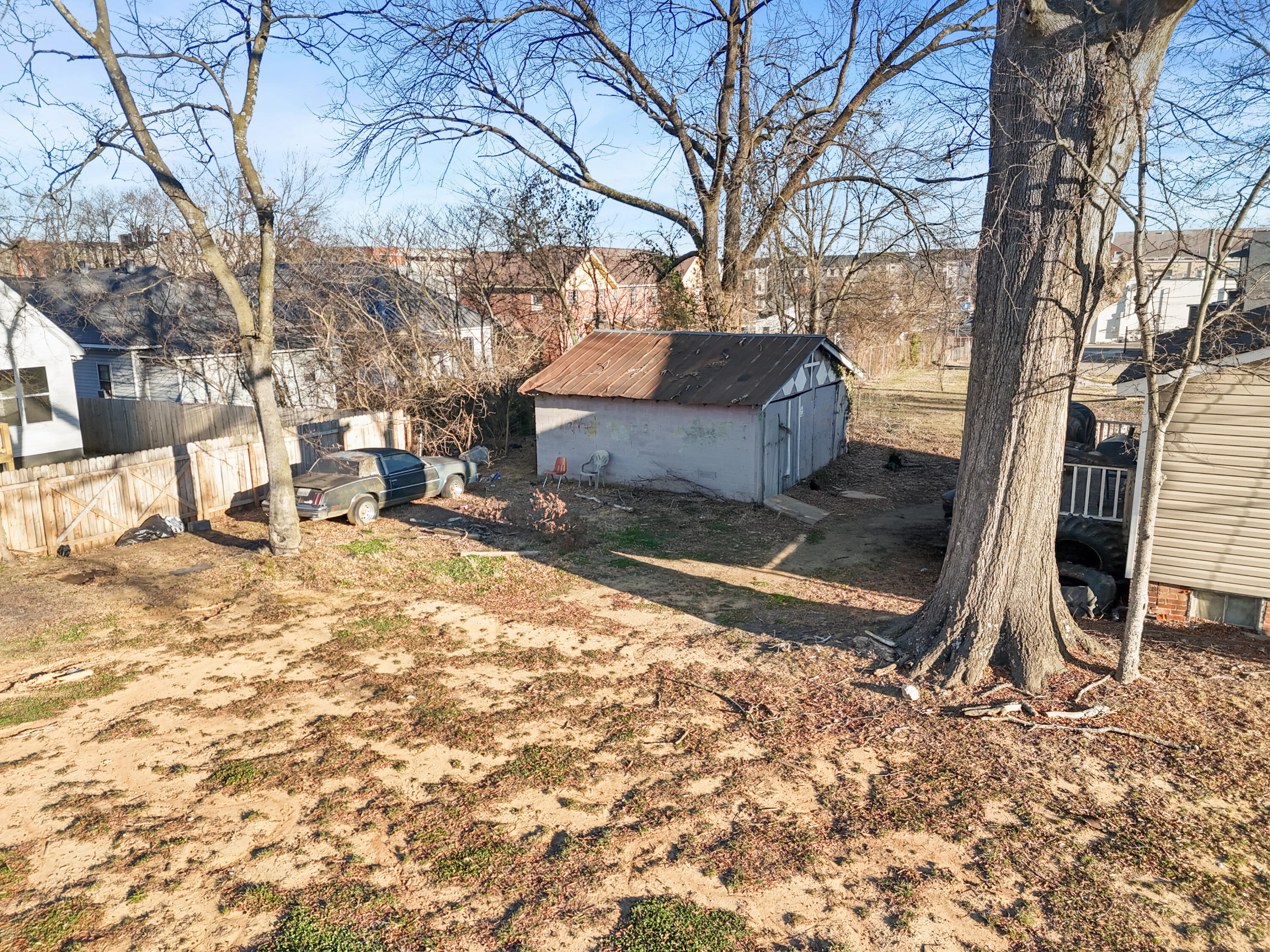 1915 Dodds Avenue Chattanooga, TN 37404 - Photo 22 of 28 dji_20260120221411_0125_d