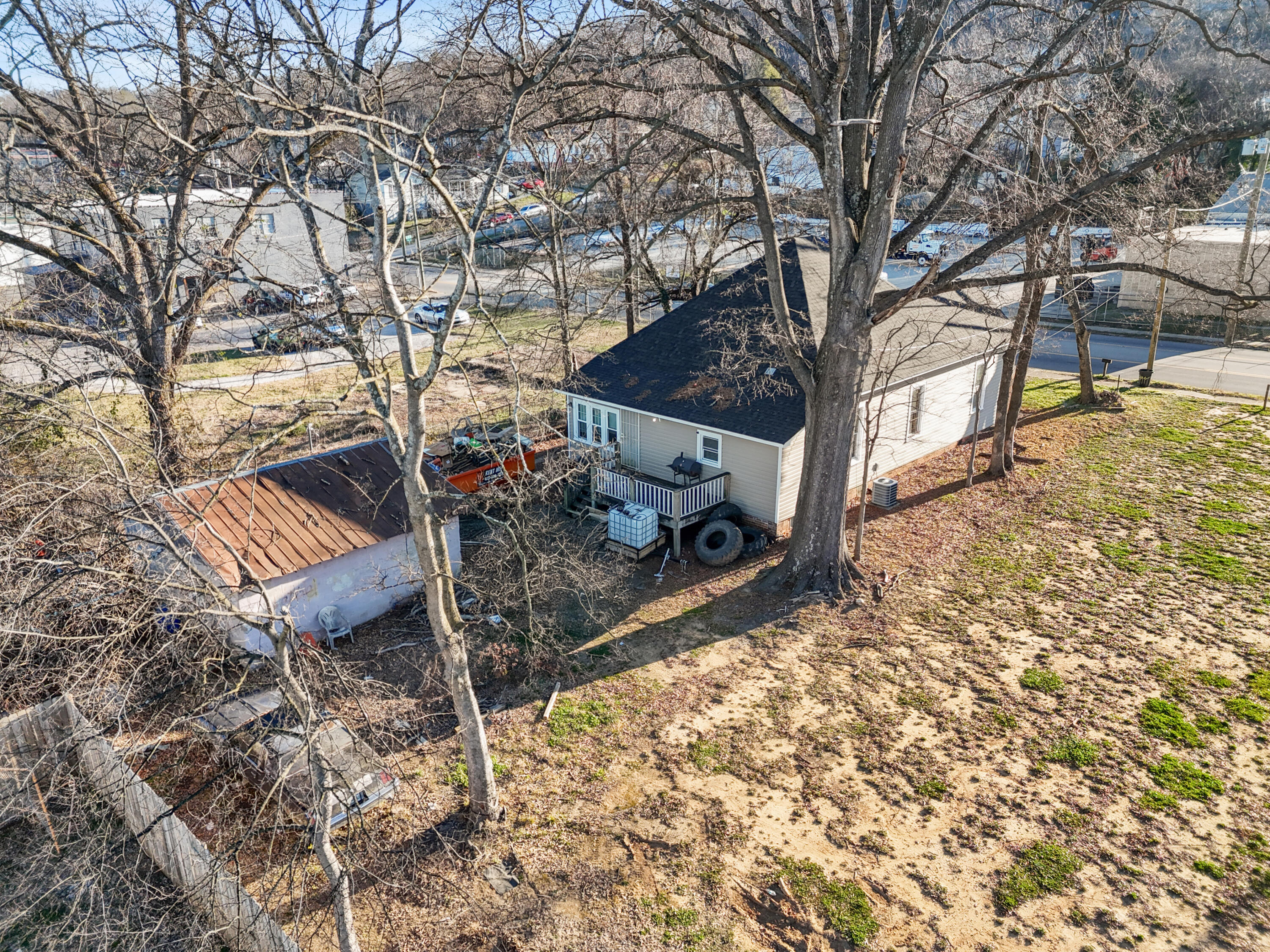 1915 Dodds Avenue Chattanooga, TN 37404 - Photo 23 of 28 dji_20260120221342_0120_d