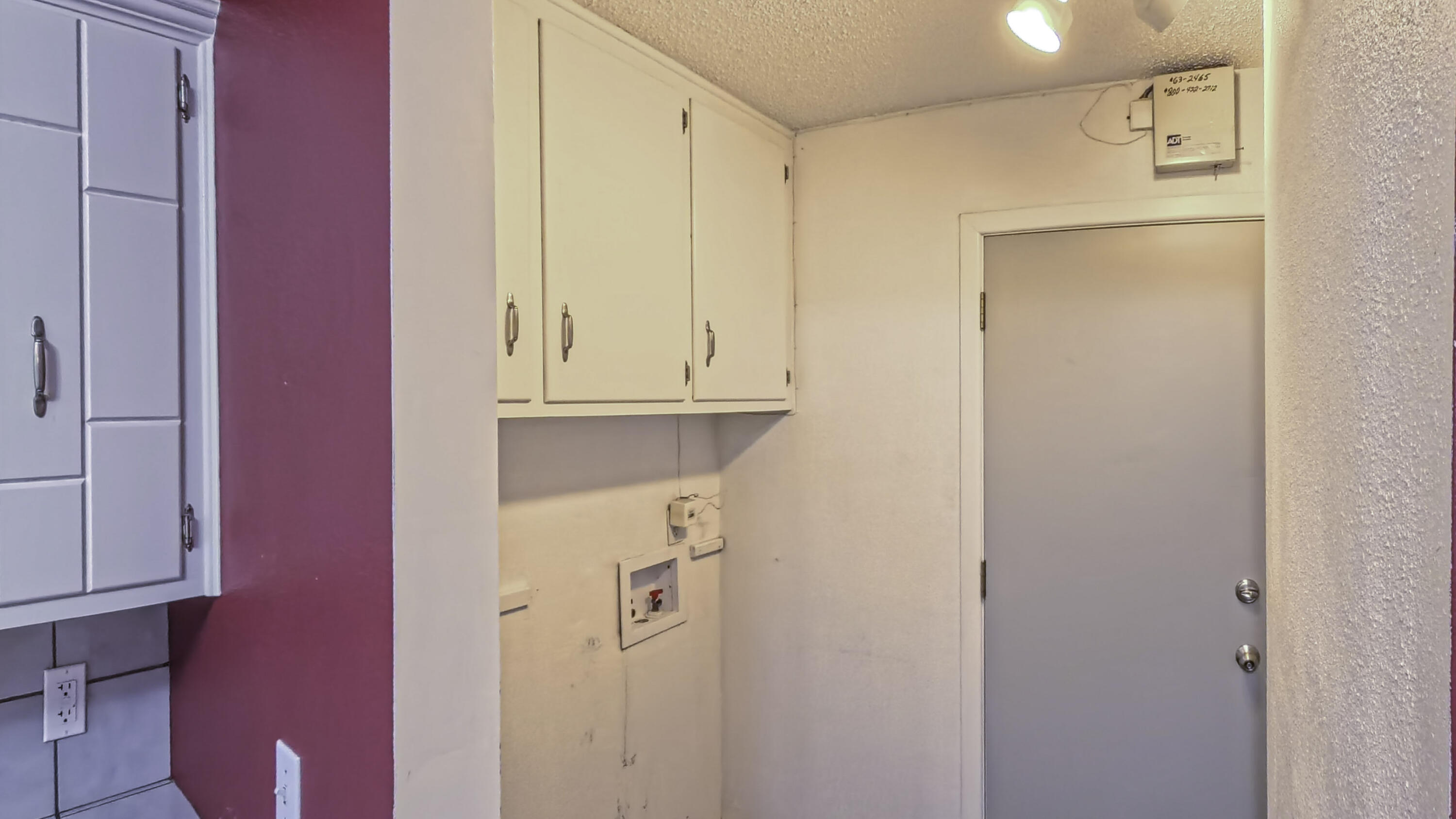 5733 37th Street Lubbock, TX 79407 - Photo 4 of 22 5733-37th-27