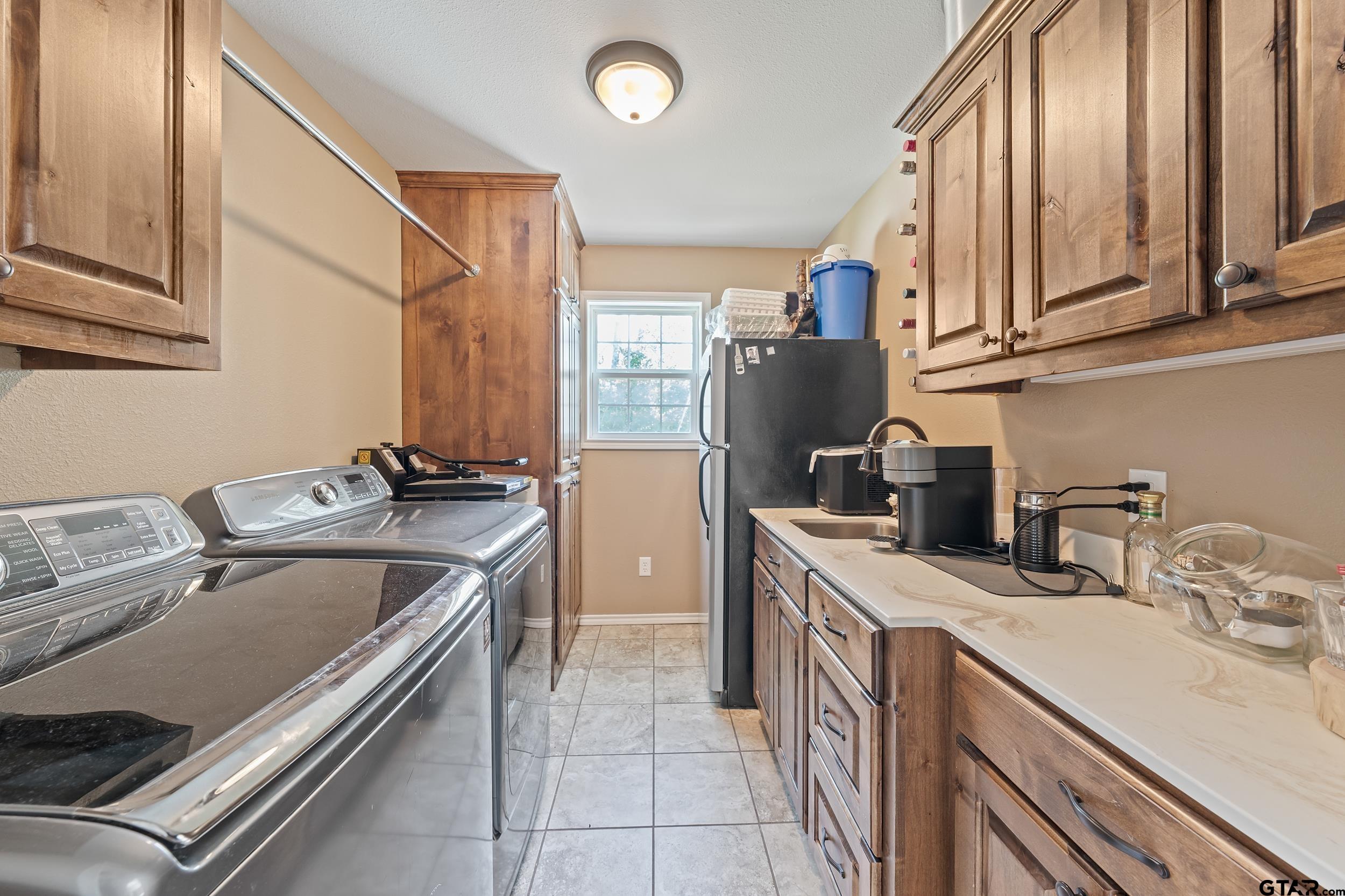200 David Hawkins, TX 75765 - Photo 13 of 36