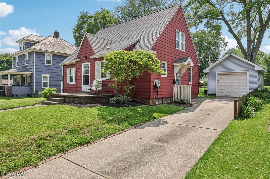 65 North 4th Street Rittman, OH 44270 - Photo 2 of 24