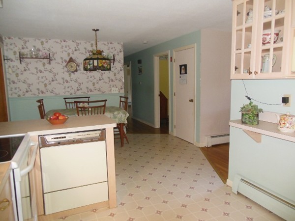 11 Pineview Road Sterling, MA 01564 - Photo 6 of 22