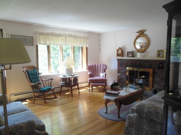 11 Pineview Road Sterling, MA 01564 - Photo 10 of 22