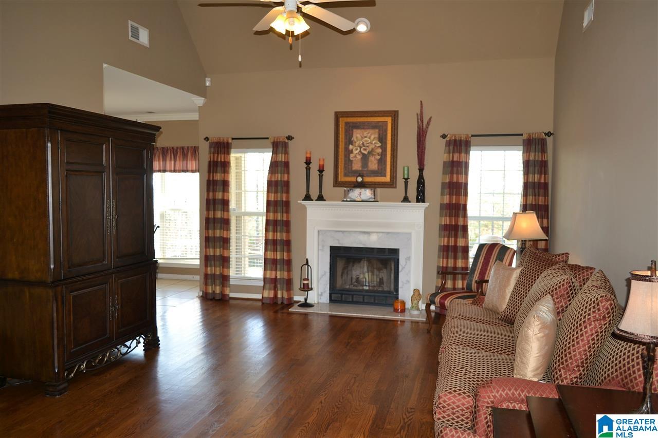 346 Savannah Circle Calera, AL 35040 - Photo 3 of 21