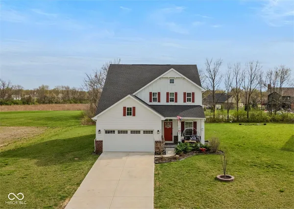 $420,000 | 275 Bohicket Road, Whiteland, IN 46184