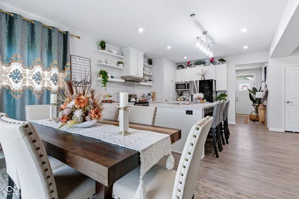 $420,000 | 275 Bohicket Road, Whiteland, IN 46184