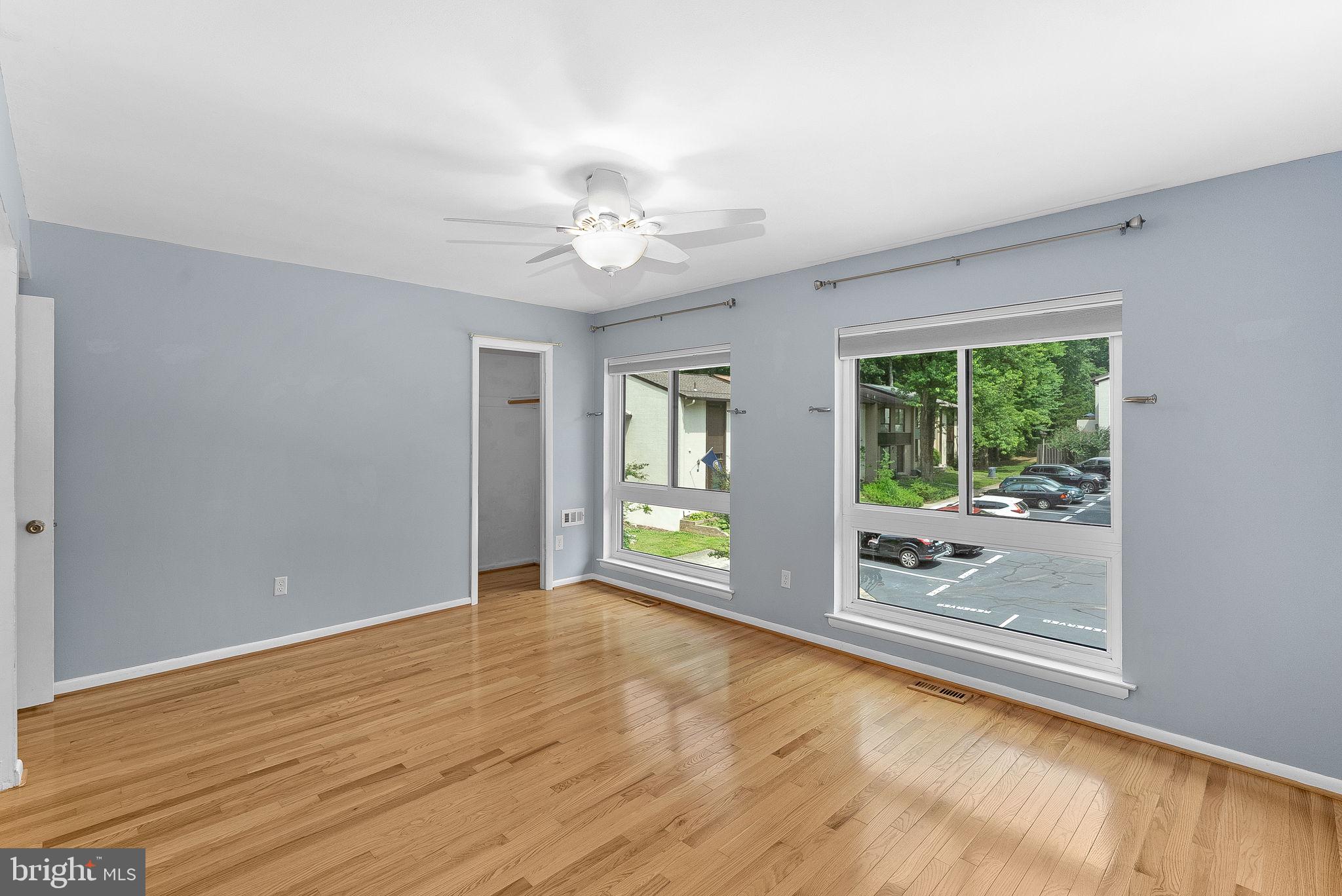 11986 Barrel Cooper Court Reston, VA 20191 - Photo 6 of 45