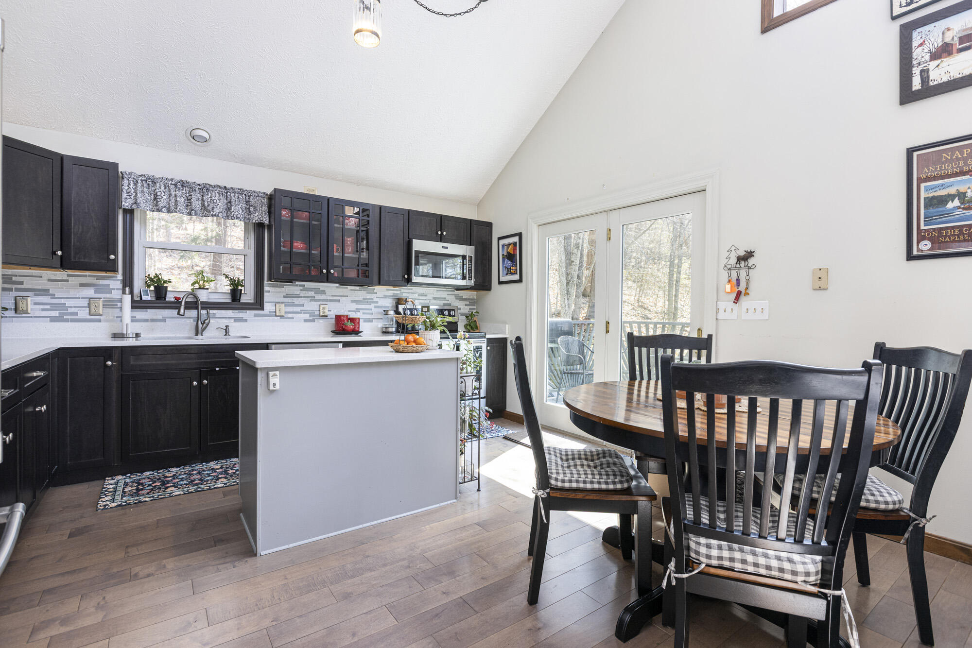 131 Harbor Road Naples, ME 04055 - Photo 7 of 48 202513