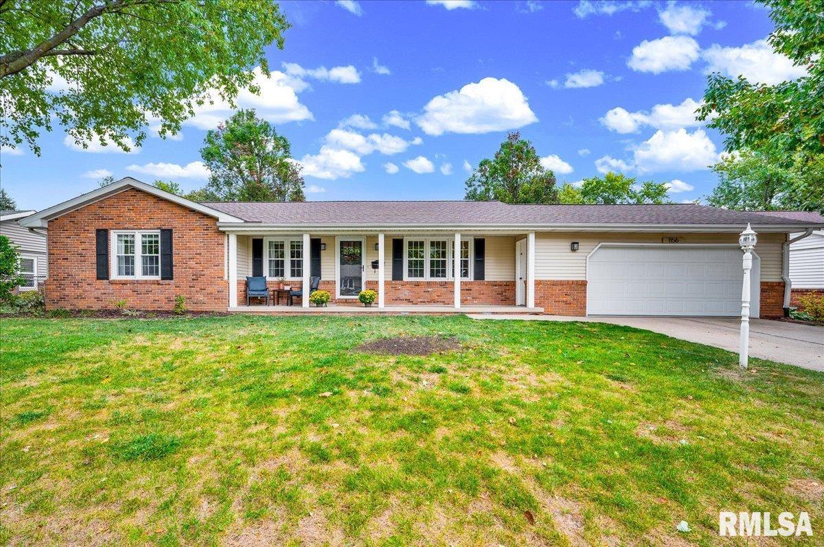 1156 Brentwood Road Morton, IL 61550 - Photo 1 of 43 Gallery Image 1