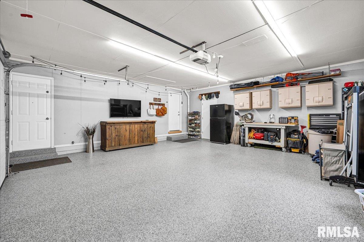 1156 Brentwood Road Morton, IL 61550 - Photo 23 of 43 Gallery Image 23