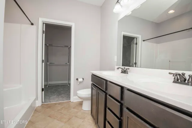 $389,000 | 7143 Deer Springs Way, Powell, TN 37849