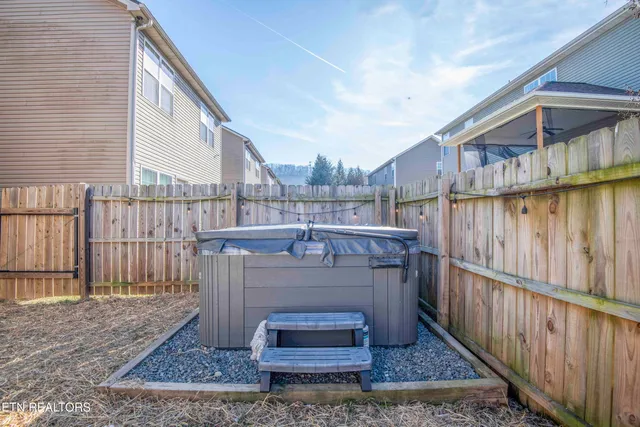 $389,000 | 7143 Deer Springs Way, Powell, TN 37849