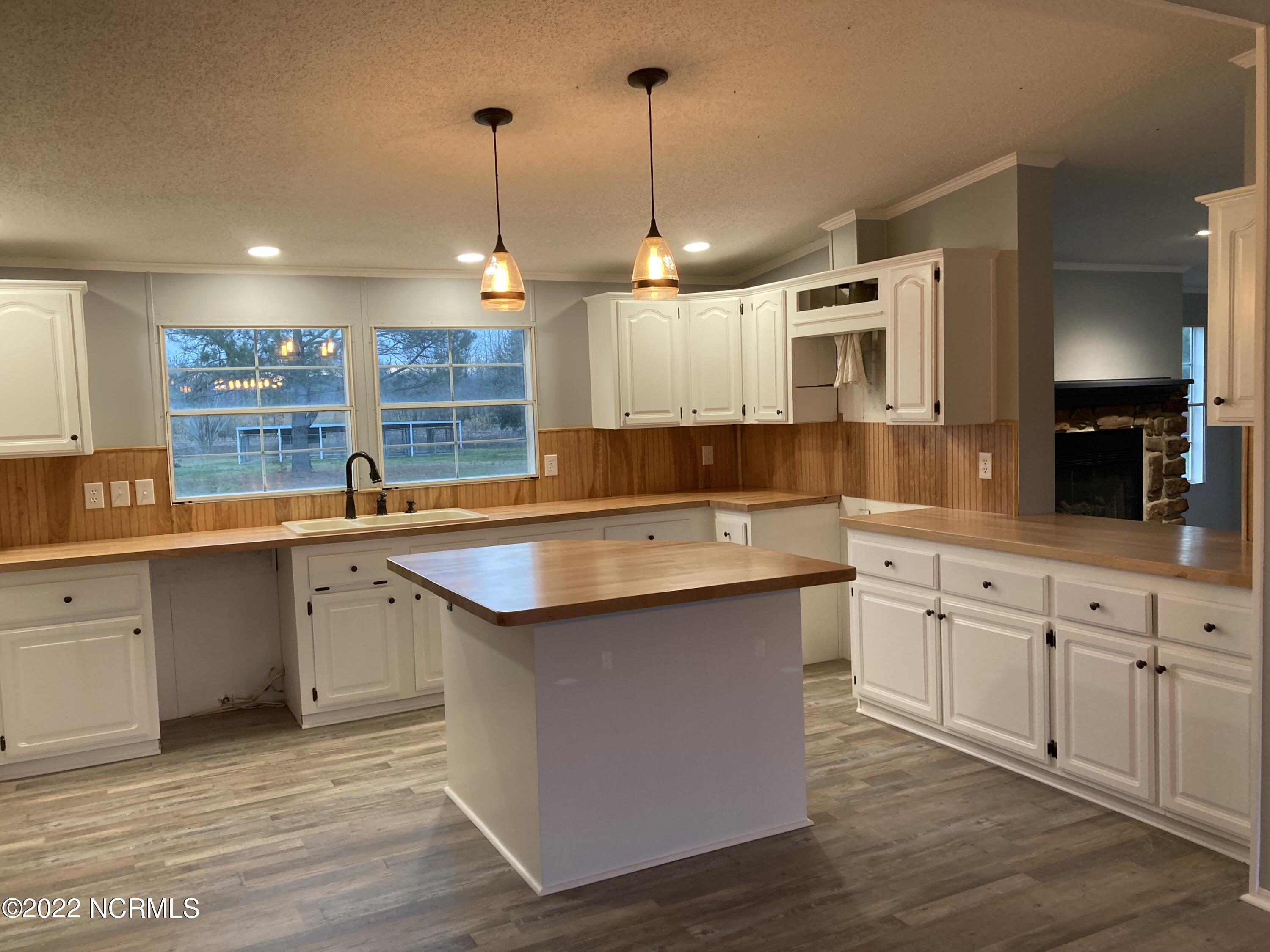 7112 Green Forest Road Lucama, NC 27851 - Photo 9 of 20 IMG_1288