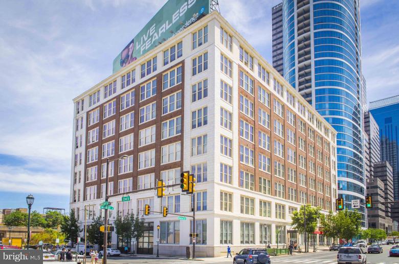 2121-41 Market Street, Unit 623 Philadelphia, PA 19103 - Photo 22 of 24