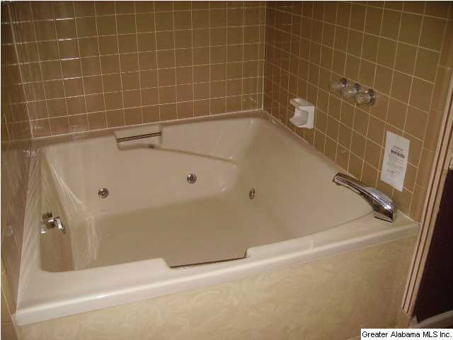 236 Chambers Circle Bessemer, AL 35022 - Photo 21 of 28