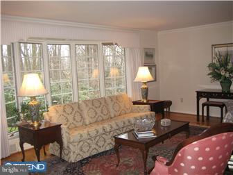 770 Hedges Lane Wayne, PA 19087 - Photo 2 of 12 Living Room