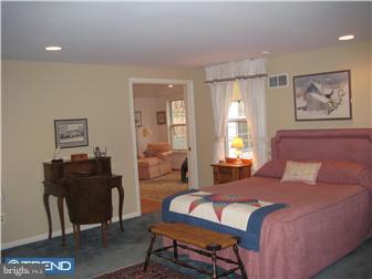 770 Hedges Lane Wayne, PA 19087 - Photo 8 of 12 Bedroom - Main
