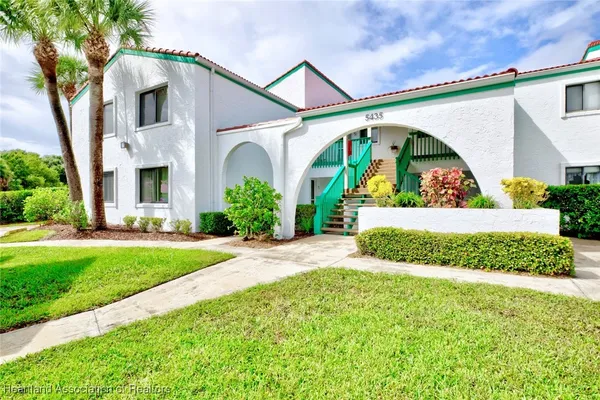 $194,500 | 5435 Casablanca Circle, Unit M1, Sebring, FL 33870