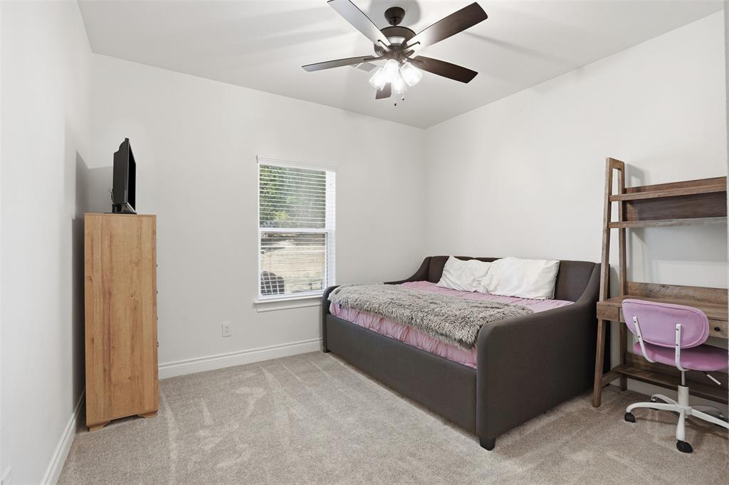305 Glade Valley Road Azle, TX 76020 - Photo 14 of 34 Gallery Image 14