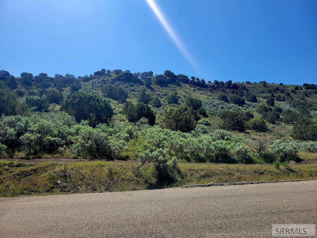 L17-b5 Outlaw Pass Menan, ID 83434 - Photo 2 of 21