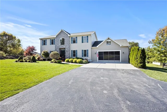 $624,900 | 410 Northrup Road, Elma, NY 14059