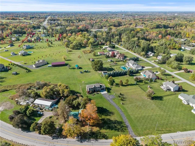 $624,900 | 410 Northrup Road, Elma, NY 14059