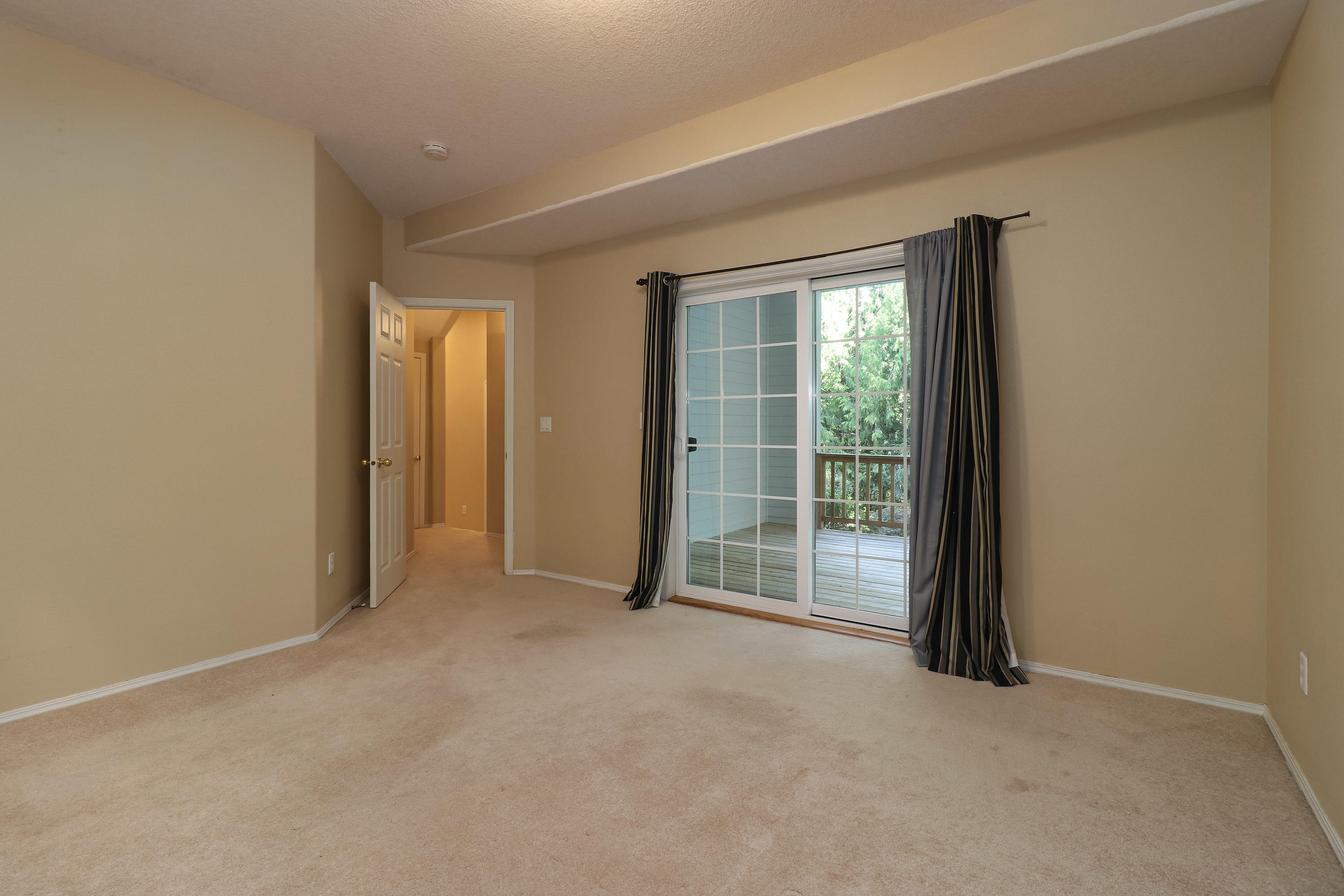 9809 Northwest Engleman Street Portland, OR 97229 - Photo 20 of 28 9809 NW Engleman St - 20