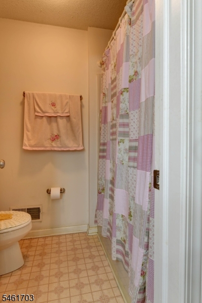 39 Ridgeview Terrace, Unit 39 Oak Ridge, NJ 07438 - Photo 26 of 40 Gallery Image 26